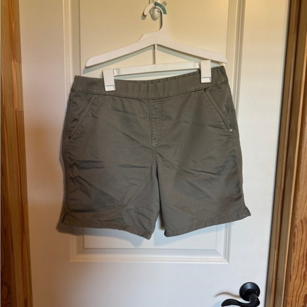 intro love the fit Womens Stretch Pull On Shorts Khaki Olive Size 12‎